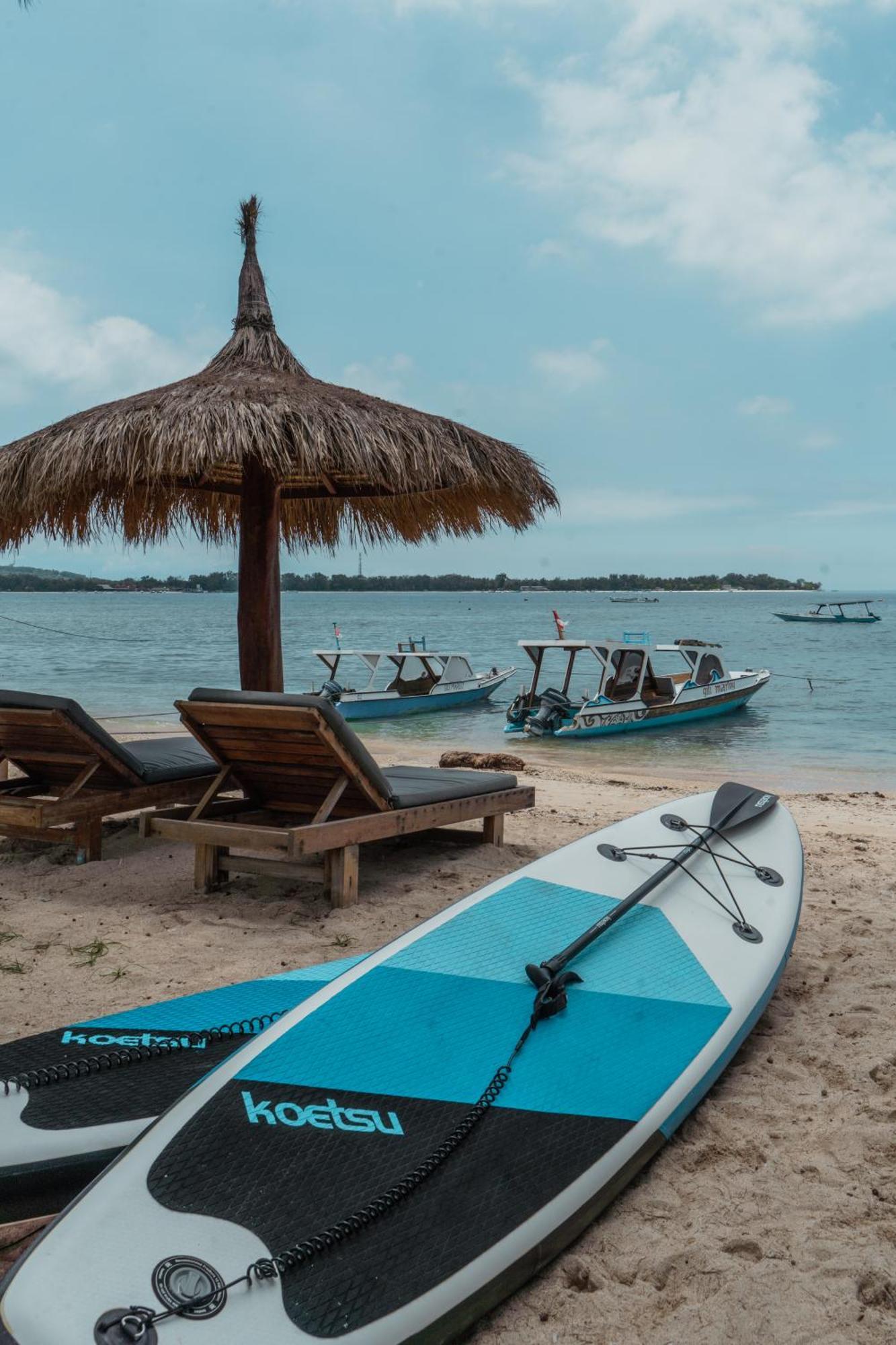 Sunscape Villa - Beachfront And Private Pool Gili Air Ngoại thất bức ảnh