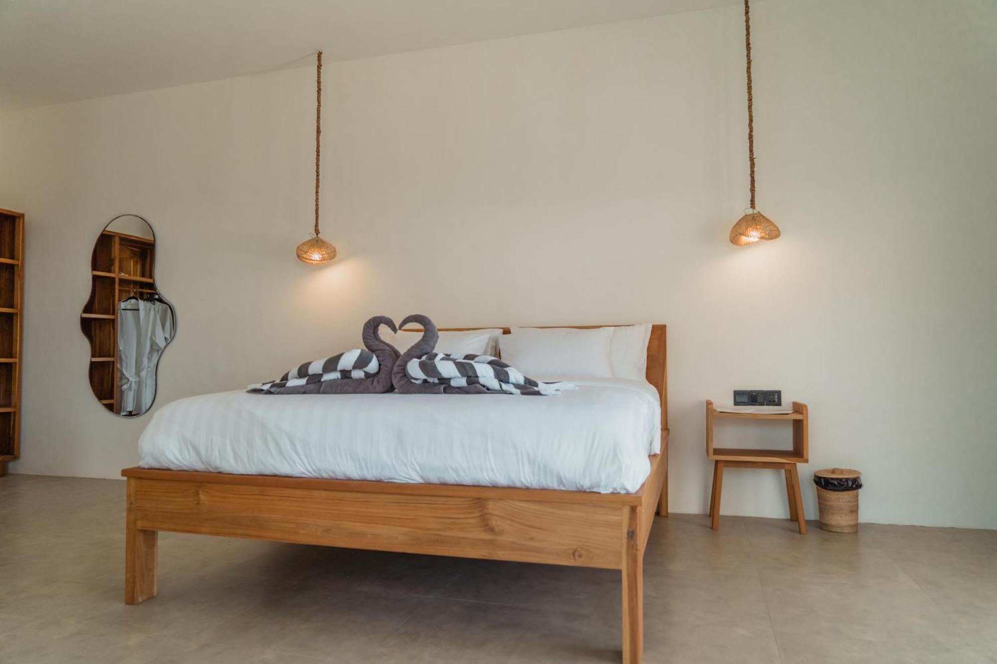 Sunscape Villa - Beachfront And Private Pool Gili Air Ngoại thất bức ảnh