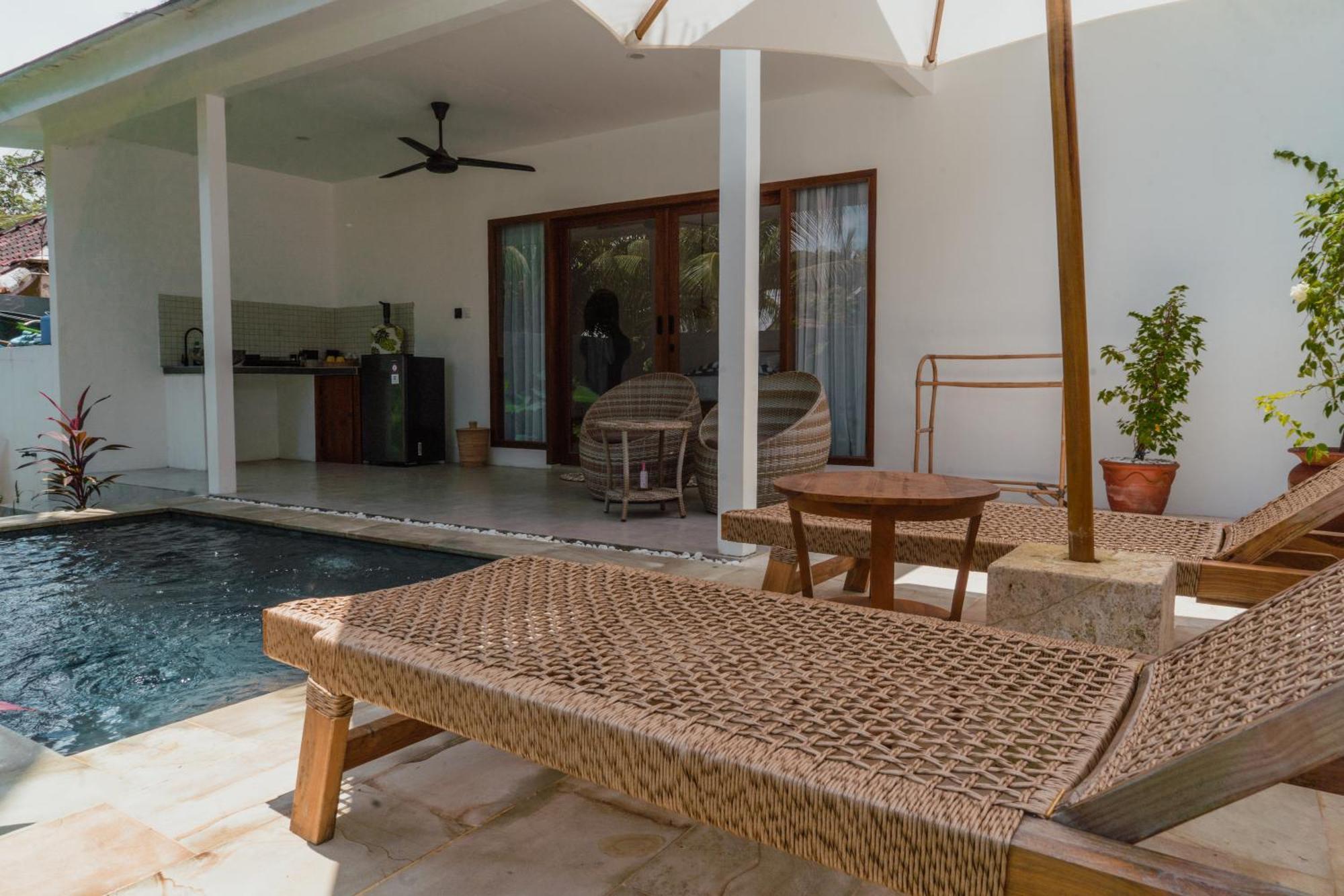 Sunscape Villa - Beachfront And Private Pool Gili Air Ngoại thất bức ảnh